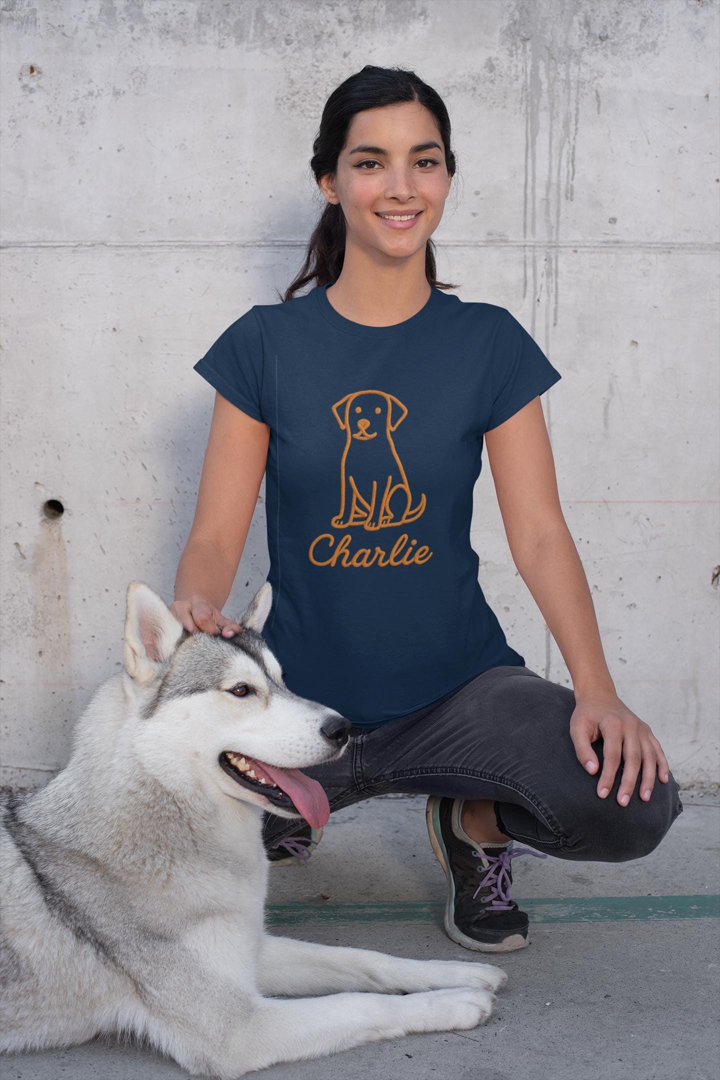Personalized Embroidered Pet T-Shirt, Minimalist Design, Customized Dog or Cat Illustration, Emotional Gift, Clean Design, Unique