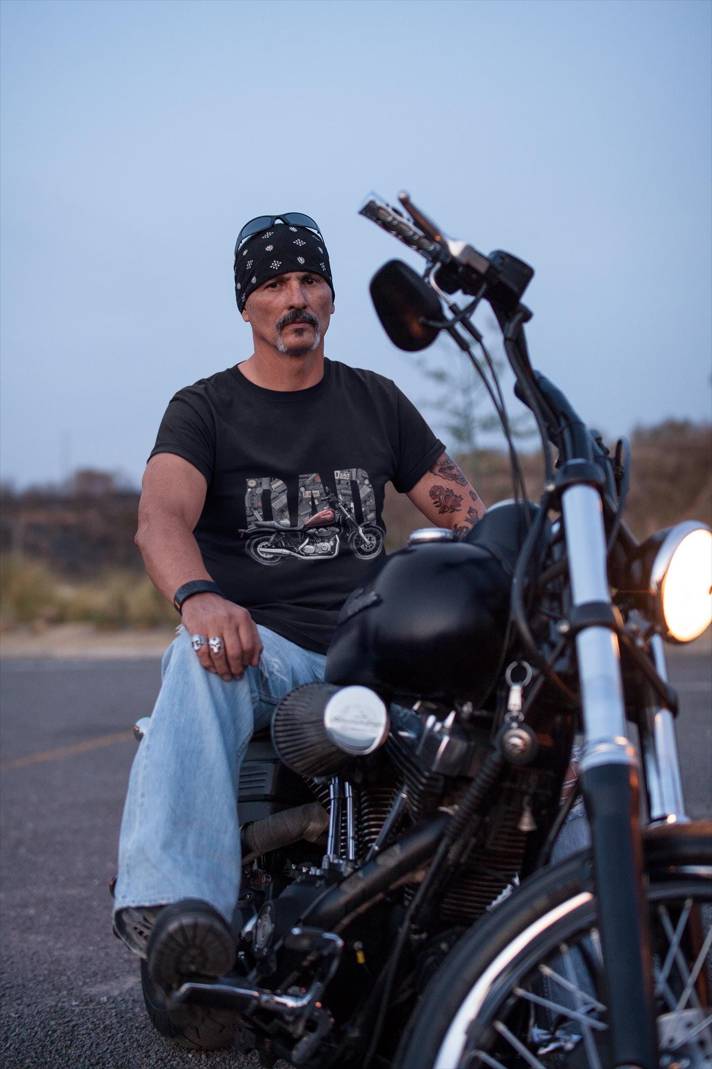 Día del Padre Unisex Softstyle T-Shirt para amantes de las motos, regalo para papá, camisa de manga corta